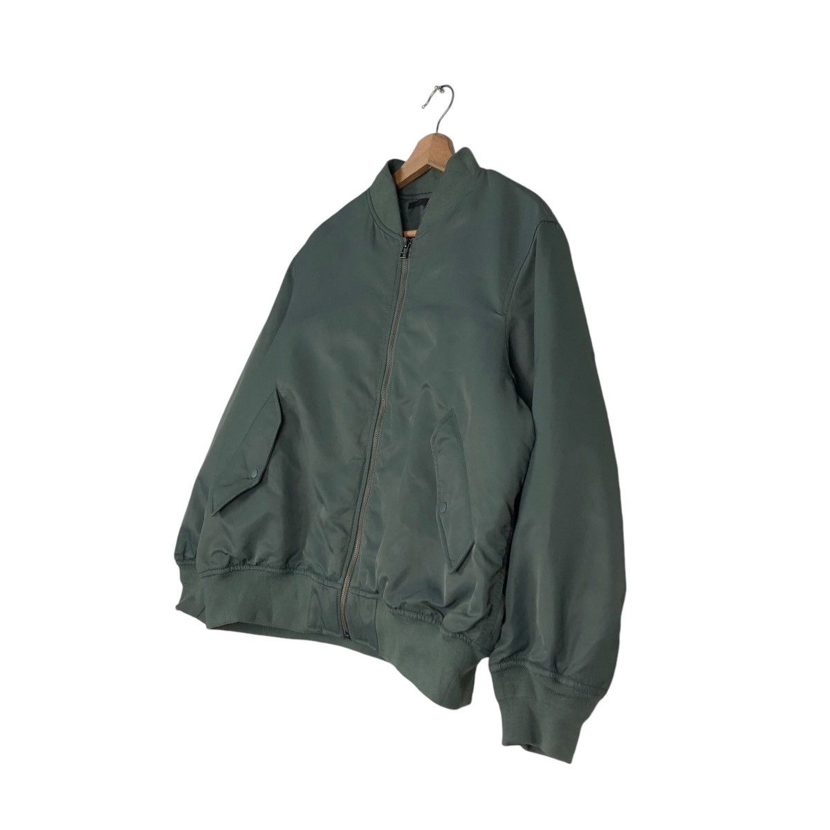 Japanese Brand 📌Vintage Riot Riot Bomber Jacket Fly Uniqlo Japan Size US XL / EU 56 / 4 - 3 Thumbnail