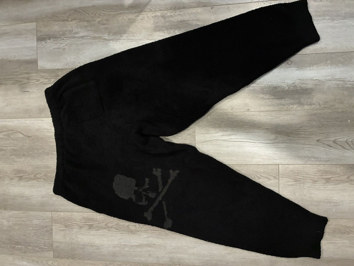 Mastermind Japan Mastermind World fleece track pants Size US 42 / EU 58 - 2 Thumbnail