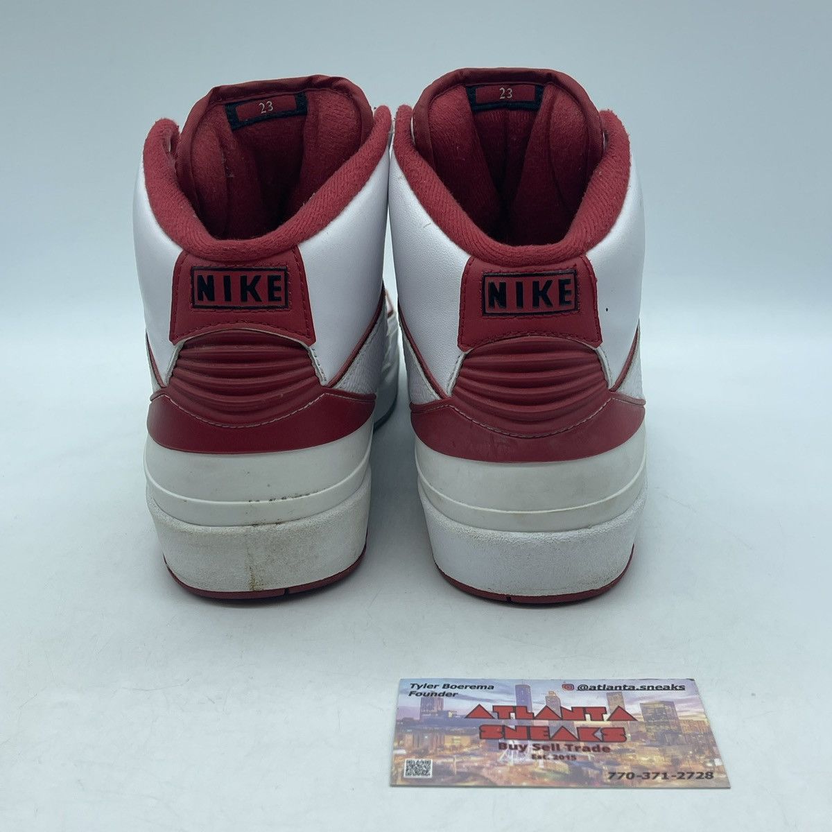 Jordan Brand Air Jordan 2 Chicago home Size US 9 / EU 42 - 3 Thumbnail