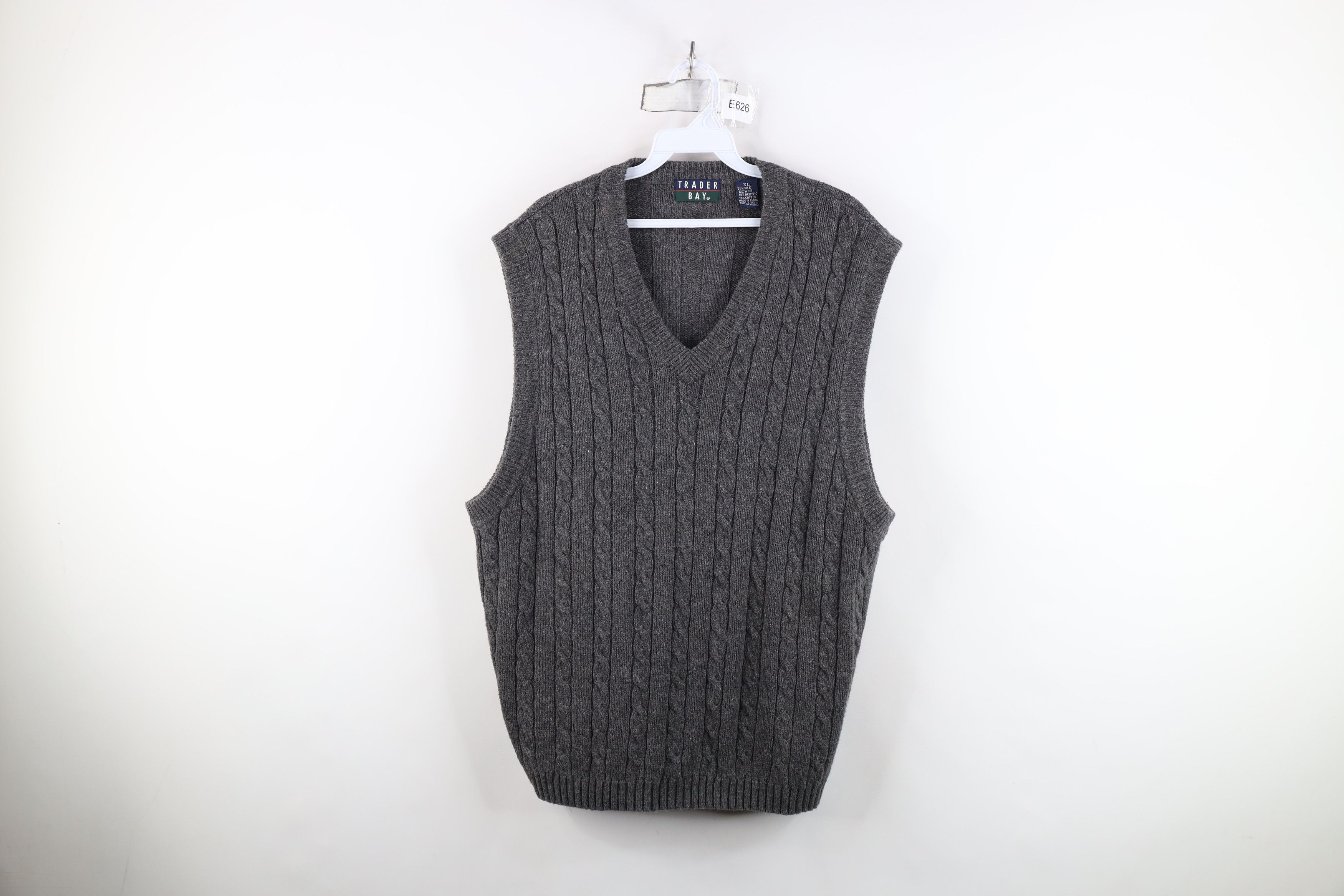 Vintage Vintage 90s Streetwear Blend Chunky Cable Knit Sweater Vest Size US XL / EU 56 / 4 - 1 Thumbnail