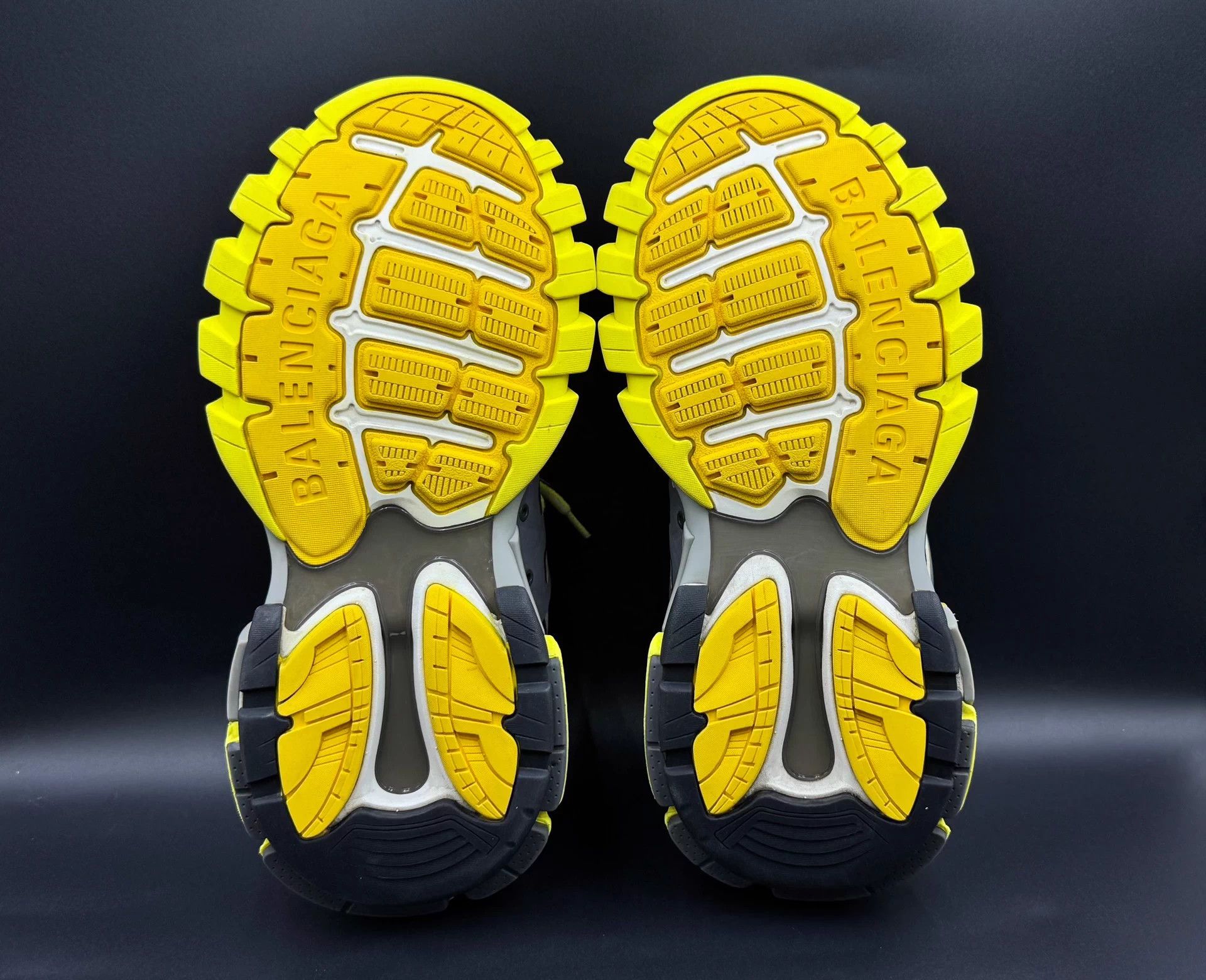Balenciaga Balenciaga Track yellow men's low-top dad shoe Size US 8 / EU 41 - 6 Thumbnail