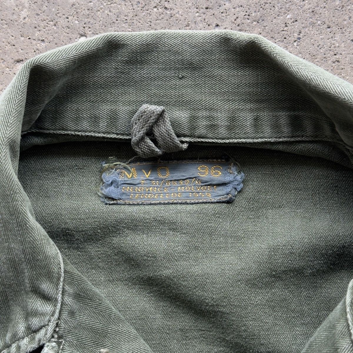Vintage 60s Faded Thrashed HBT Herringbone Twill Field Fatigue Shirt Size US M / EU 48-50 / 2 - 8 Thumbnail