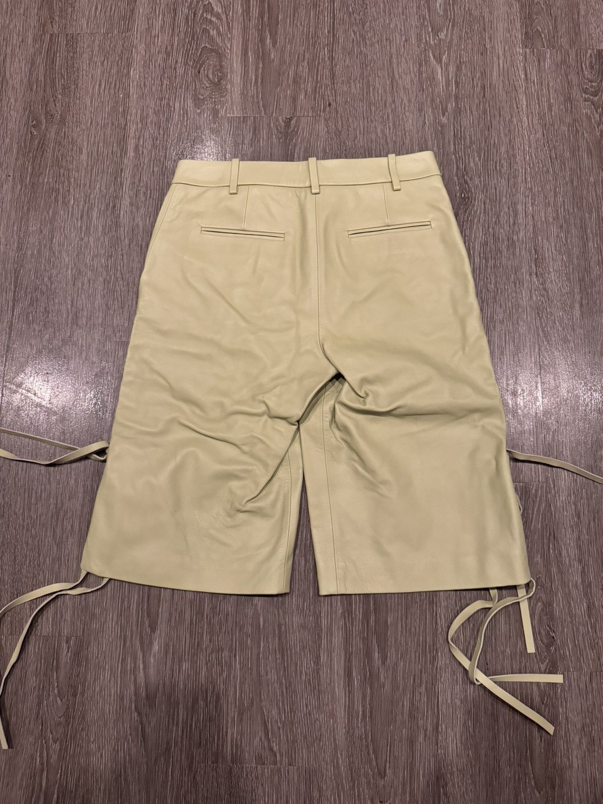 Off-White Off White 100% Leather Shorts Light Green 28-30 Size US 29 - 5 Thumbnail