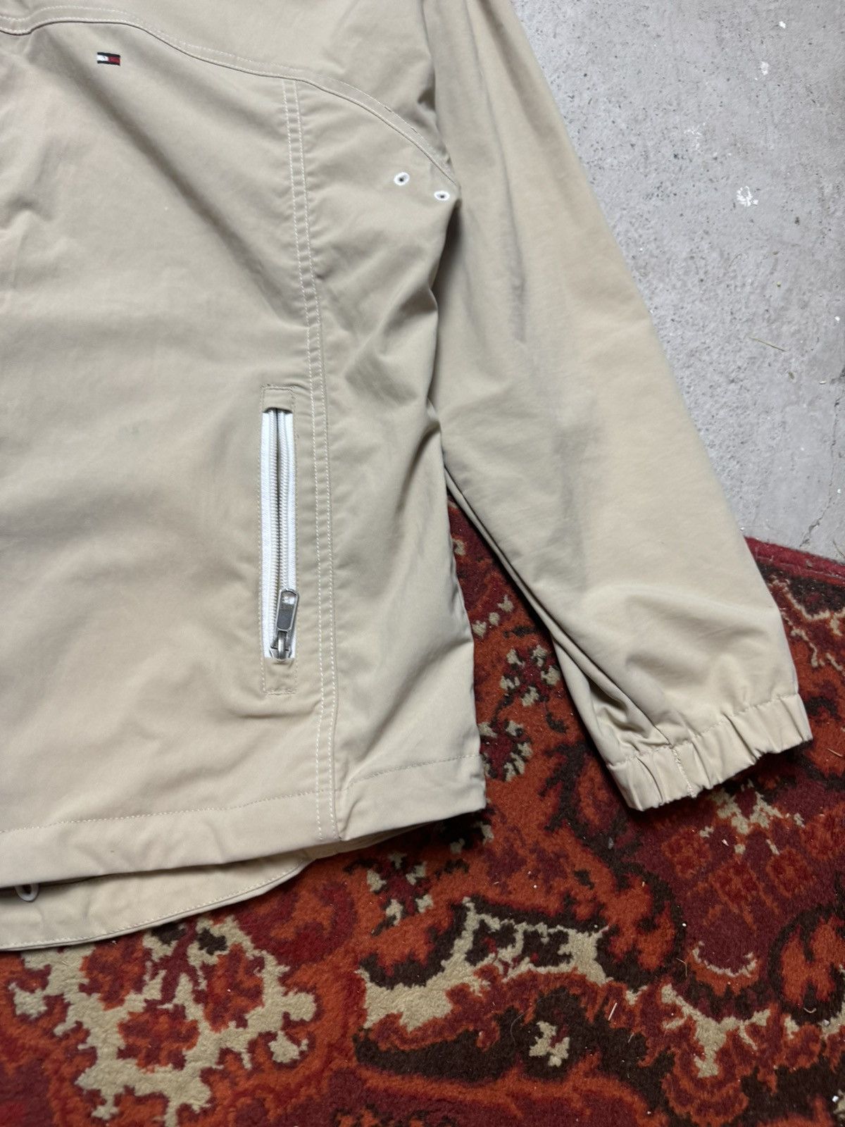 Tommy Hilfiger × Vintage Vintage Y2K Tommy Hilfiger Nylon Waterproof Monsieurk Jacket Size US M / EU 48-50 / 2 - 4 Thumbnail