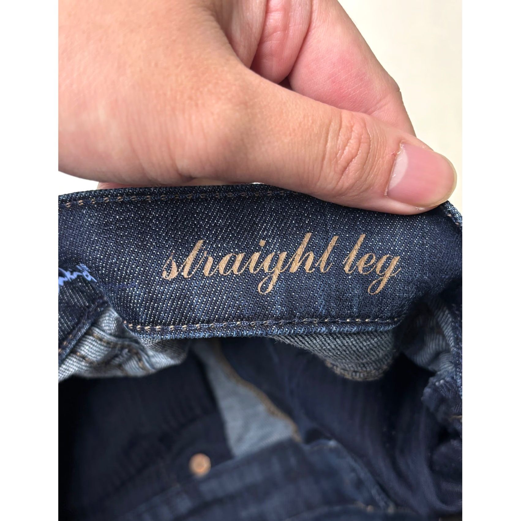 7 For All Mankind 7 For All Mankind Jeans Women Size 28X28 Dark Wash Straight Leg Denim Cotton Spandex Zip Button 5-Pocket Classic Fit Womens Size 28" / US 6 / IT 42 - 6 Thumbnail