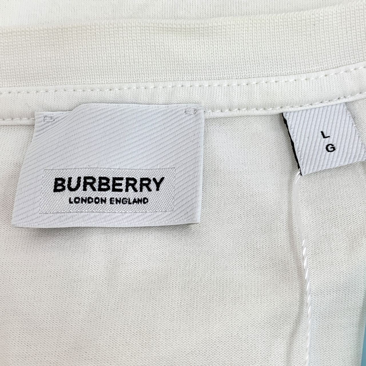 Burberry Burberry White Letter Logo Print Short Sleeve T-shirt K26WX Size US L / EU 52-54 / 3 - 6 Thumbnail