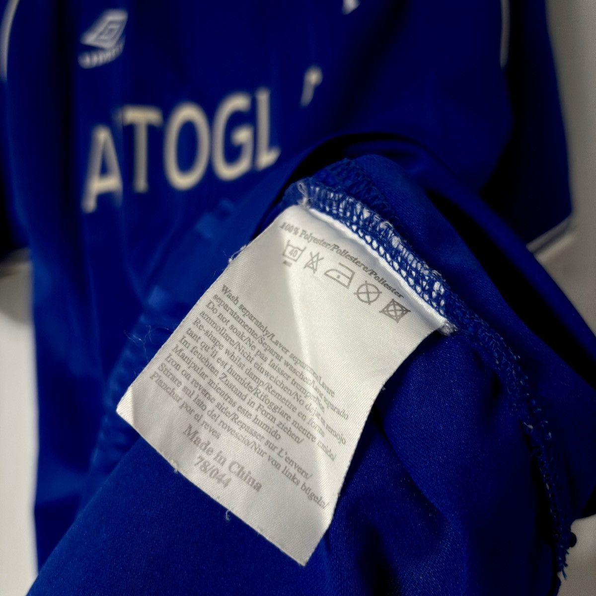Umbro × Vintage 1999 2000 Chelsea London Umbro Vintage Home Soccer Jersey FC Size US L / EU 52-54 / 3 - 6 Thumbnail