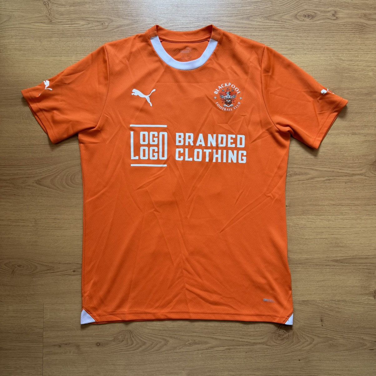 Puma Blackpool Jersey Home football shirt 2023 - 2024 Puma Size US M / EU 48-50 / 2 - 1 Thumbnail