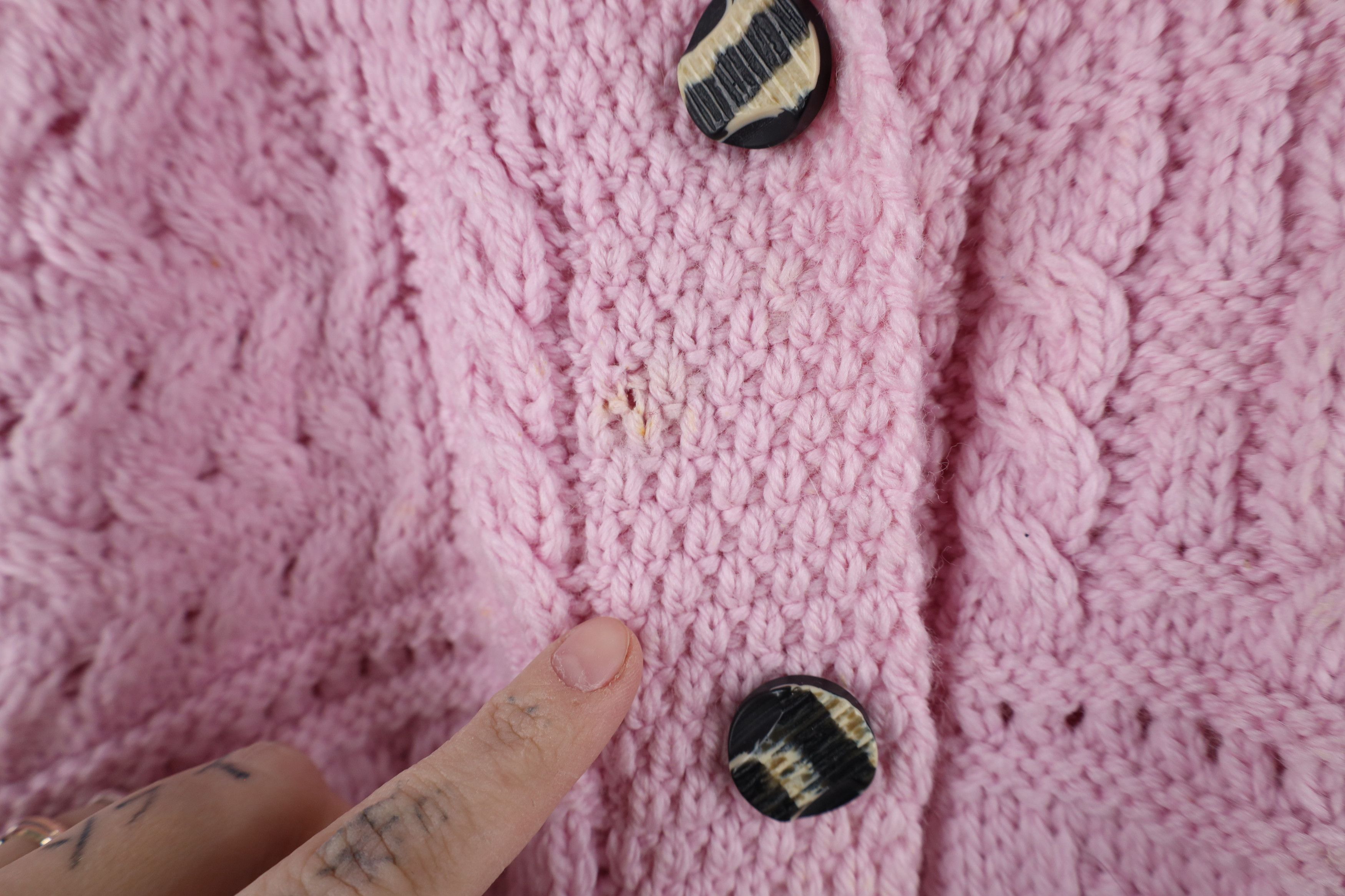 Vintage Vintage 90s Wool Fisherman Cable Knit Cardigan Sweater Pink Size XL / US 12-14 / IT 48-50 - 5 Thumbnail