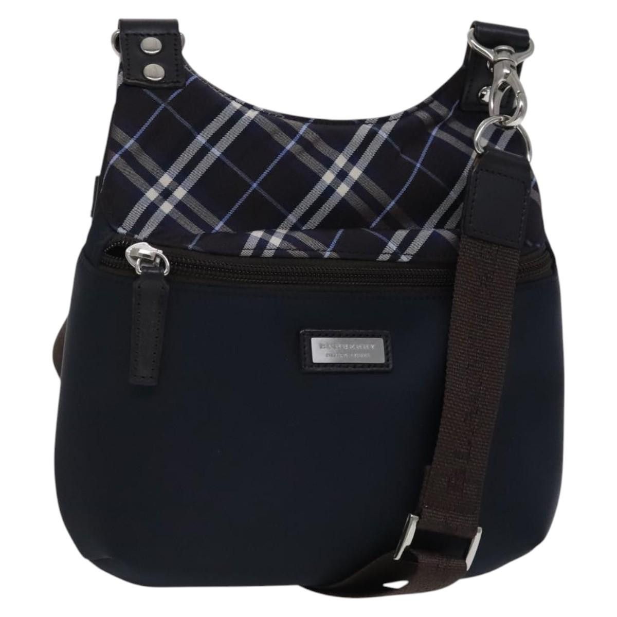 Burberry Black Label Shoulder Bag Nylon Navy Auth Ti2951 in Blue, Women's