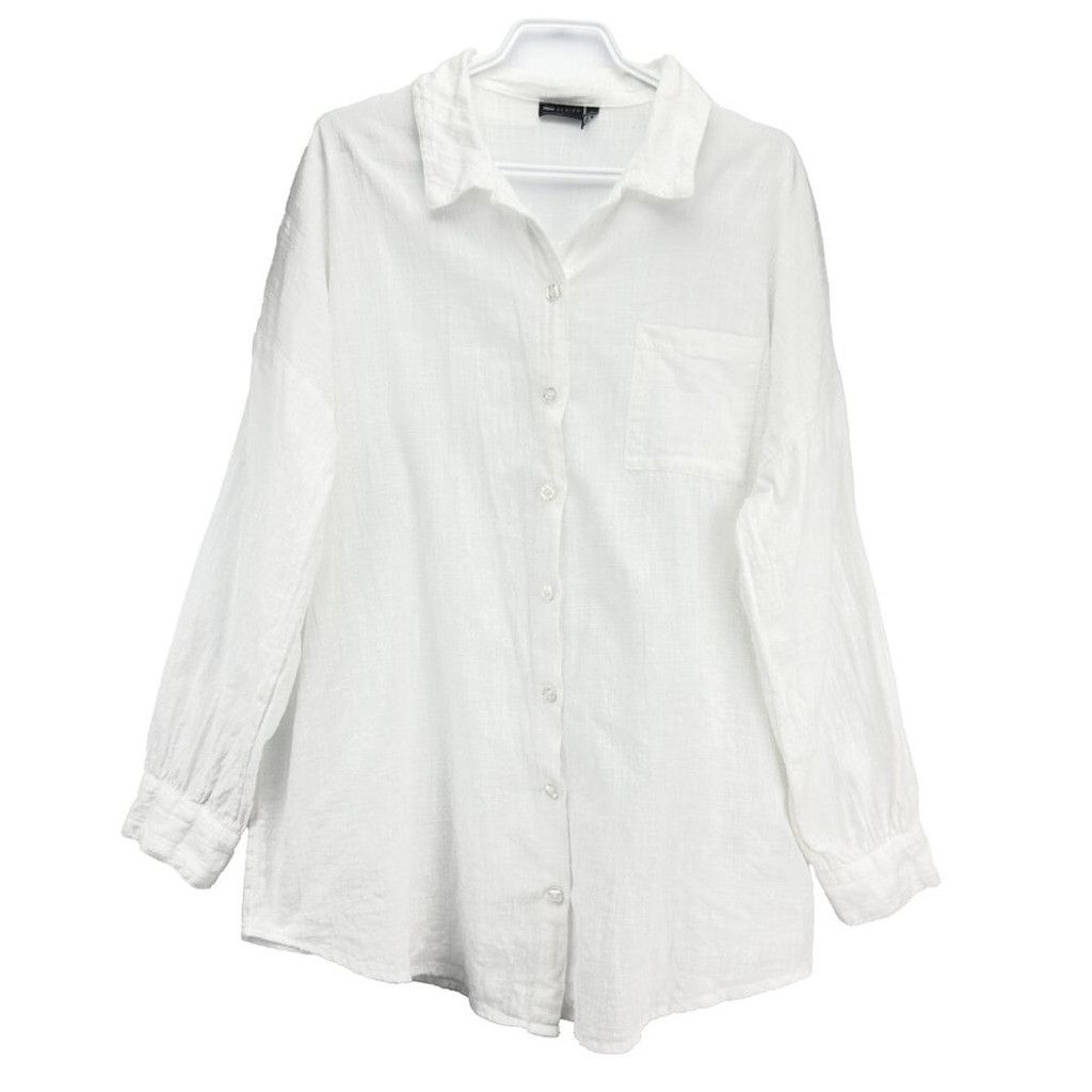 Asos ASOS Oversized White Buttoned Textured Preppy Shirt Size 2 Size XS / US 0-2 / IT 36-38 - 1 Thumbnail