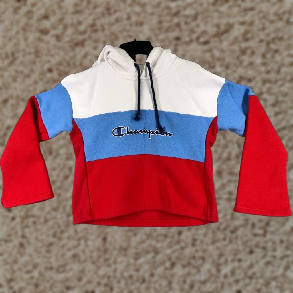 Champion VINTAGE Champion Hoodie Womens Medium Red Flared Sleeve Reverse Weave Casual USA Size M / US 6-8 / IT 42-44 - 1 Thumbnail