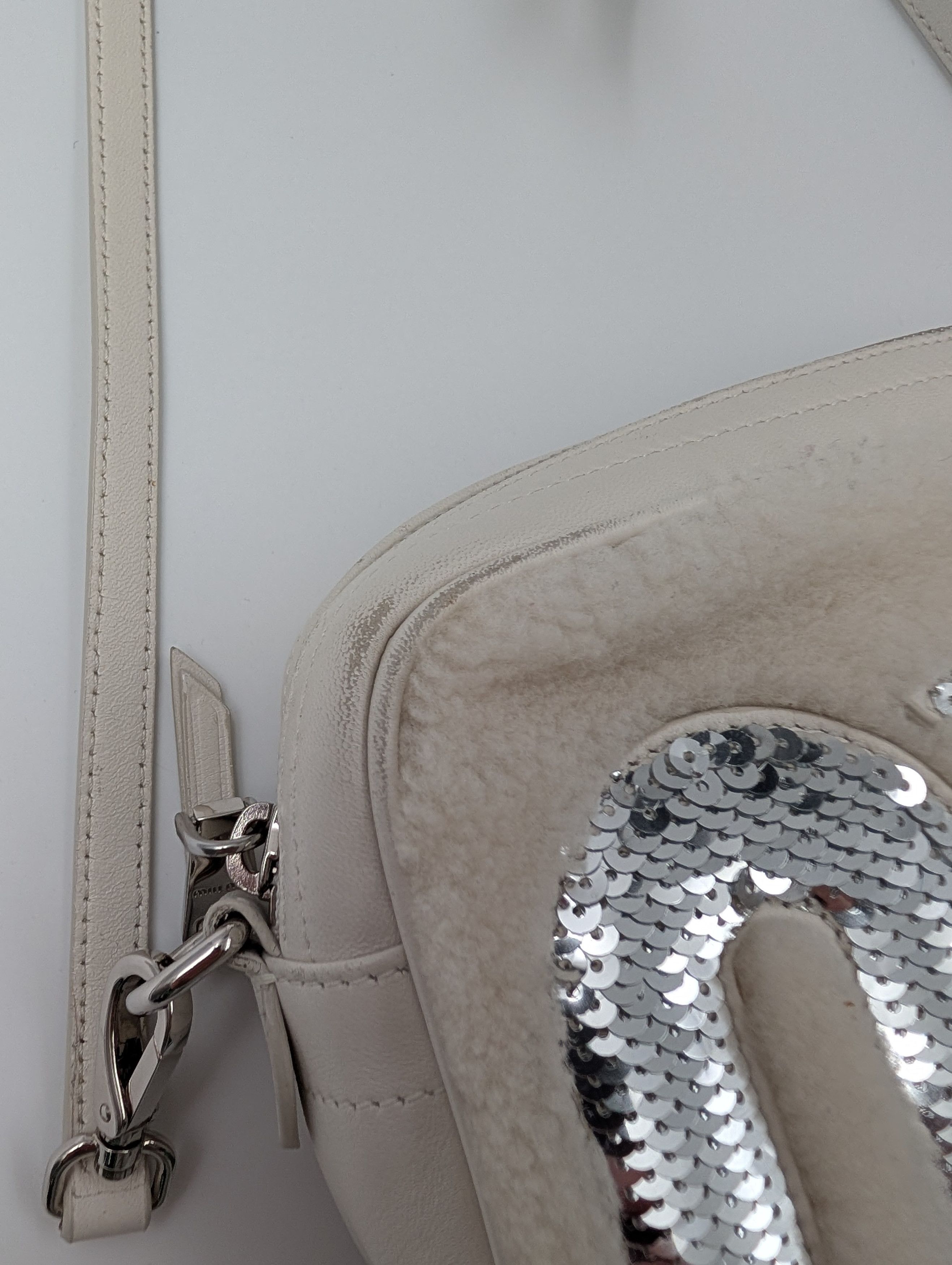 Miu Miu Leather Logo Crossbody Bag Sequin Embellished Shearling Size ONE SIZE - 9 Thumbnail
