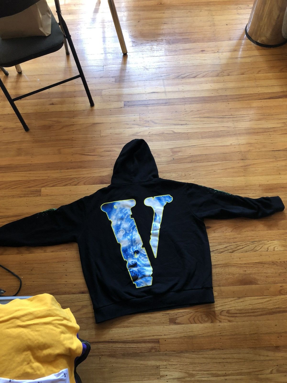 Vlone VLONE X JUICE WRLD COSMIC HOODIE Size US L / EU 52-54 / 3 - 2 Thumbnail
