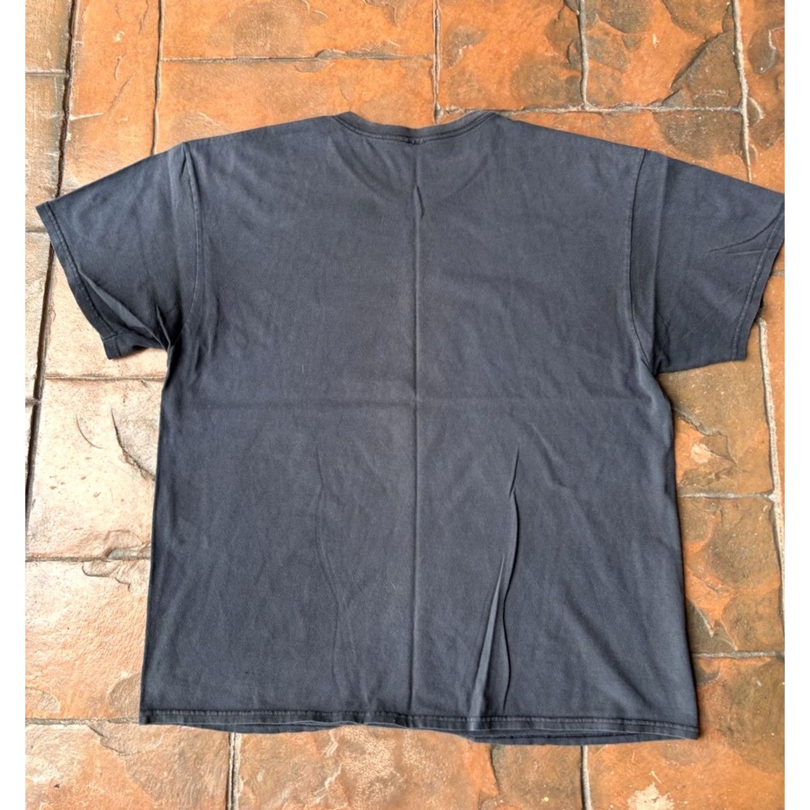 Liquid Blue Liquid Blue Dark Side Of The Moon Tour Concert T-Shirt XL Navy Black Crew Neck Short Sleeve Mens Rock Band Logo 2010s Size US XL / EU 56 / 4 - 3 Thumbnail