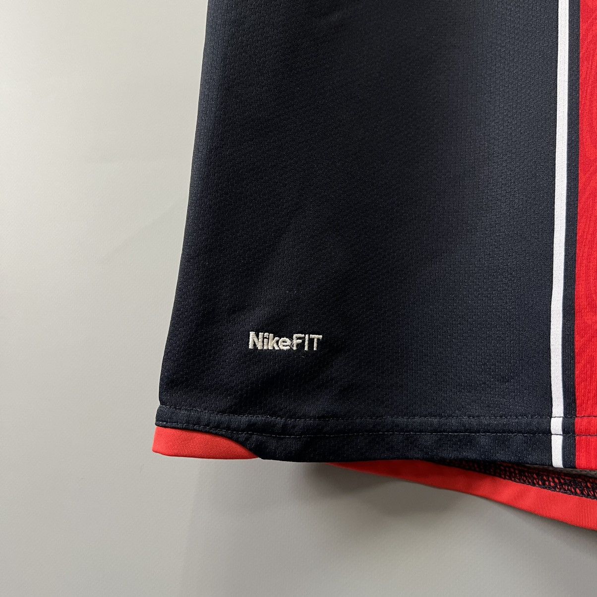 Nike Nike Paris Saint-Germain PSG 2008/09 Vintage Jersey T shirt Size US S / EU 44-46 / 1 - 15 Thumbnail
