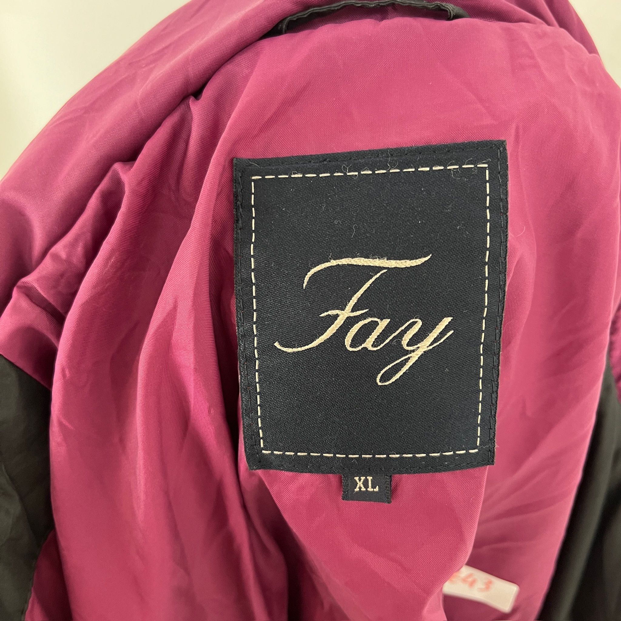 Fay Piumino Fay nero fucsia 3 ganci – XL Size XL / US 12-14 / IT 48-50 - 8 Thumbnail