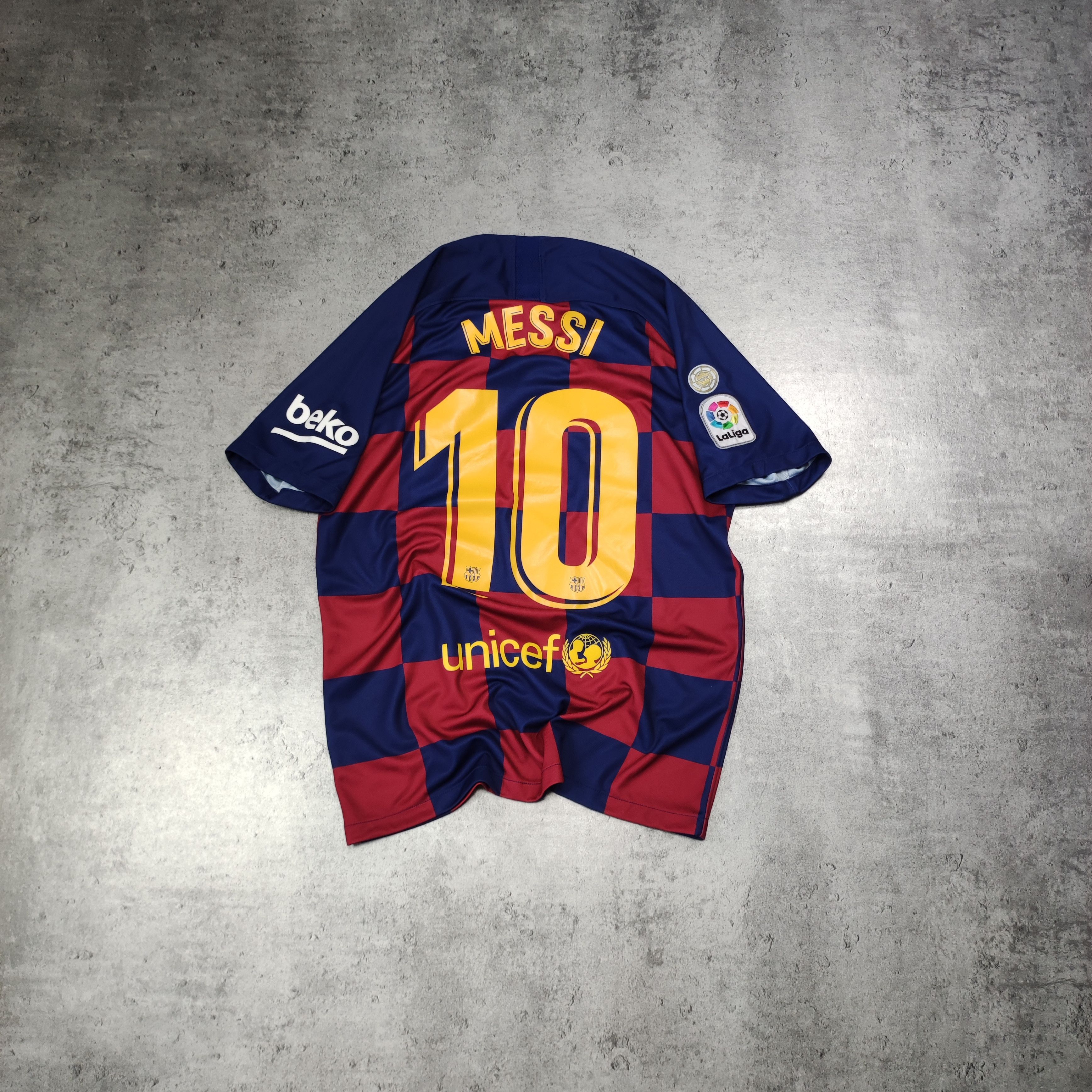 Nike RARE 2018/19 Leo Messi #10 FC Barcelona Home Jersey Size US M / EU 48-50 / 2 - 1 Thumbnail