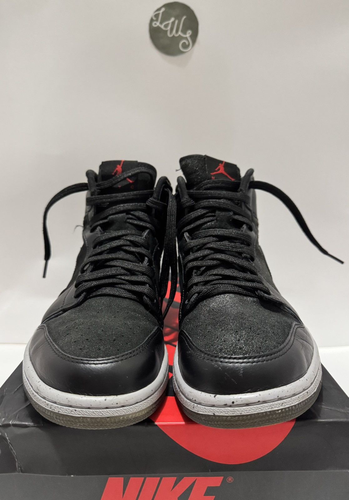Jordan Brand × Nike Jordan 1 High NYC Size US 10.5 / EU 43-44 - 4 Thumbnail