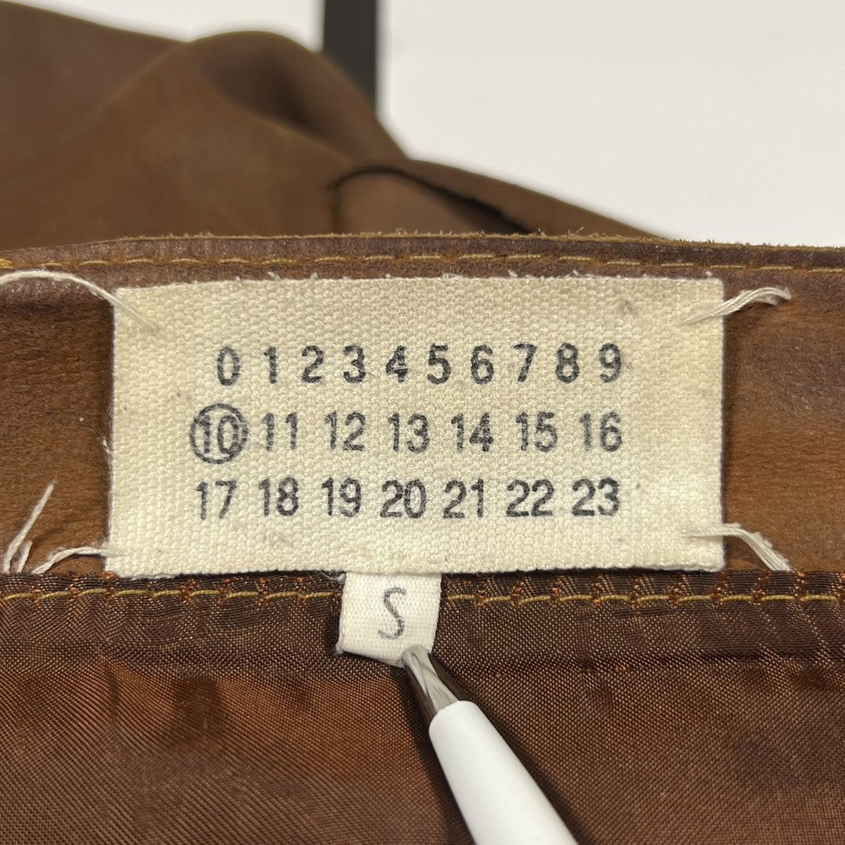 Maison Margiela |[ FW01 Maison Martin Margiela Cow Hide Leather Pants ]| Size US 30 / EU 46 - 10 Thumbnail