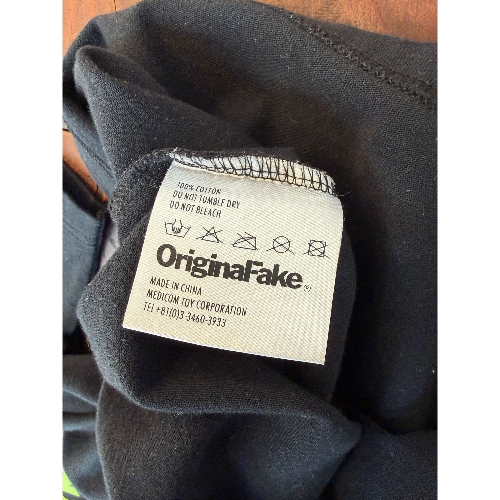 Original Fake Original Fake KAWS Hang T-Shirt Size US M / EU 48-50 / 2 - 4 Thumbnail