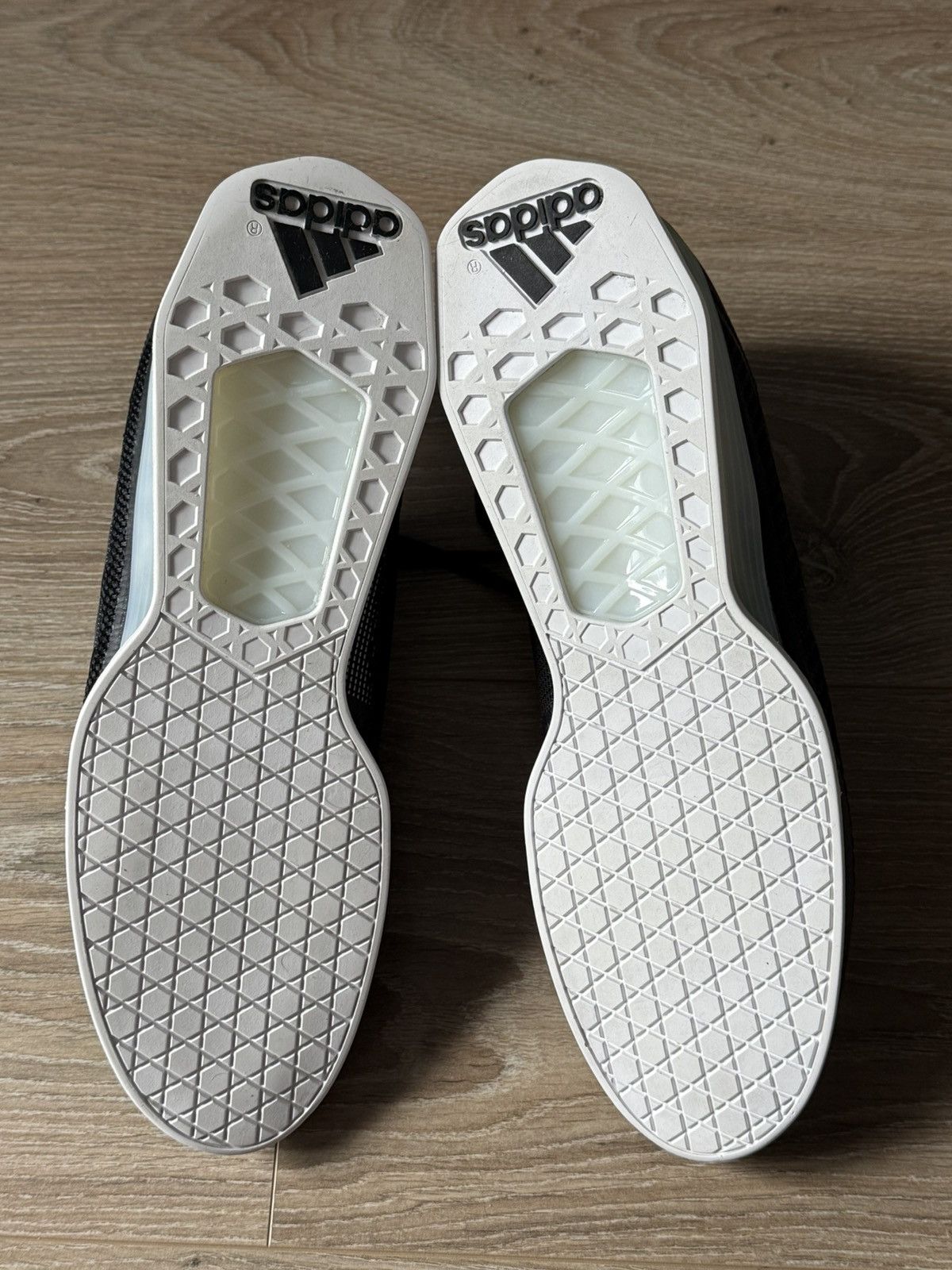Adidas Adidas Leistung 16 II Size US 11.5 / EU 44-45 - 6 Thumbnail