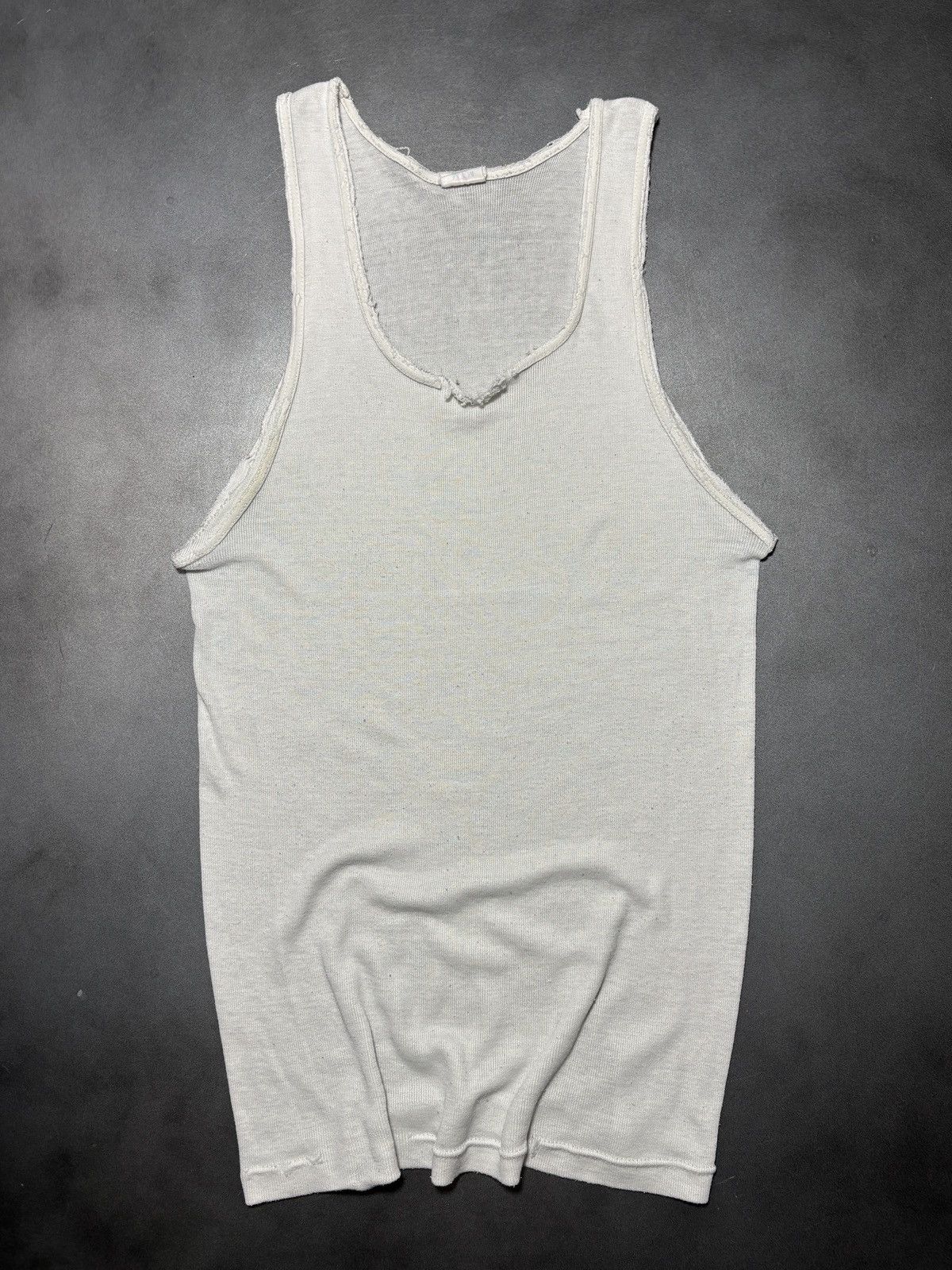 Vintage Thrashed Vintage Blank Tank Top Distressed 80s Under Shirt M Size US M / EU 48-50 / 2 - 3 Thumbnail