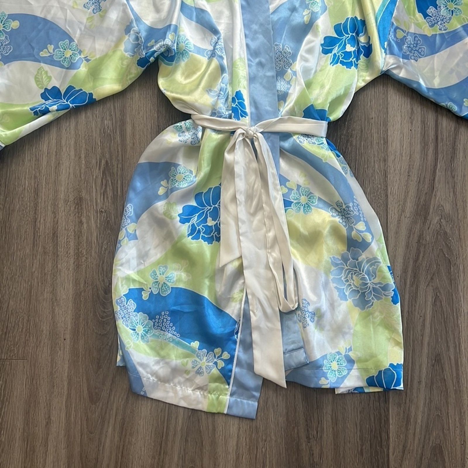 Oscar De La Renta Óscar De la Renta Satin Floral Robe Sleepwear Size S/M Size ONE SIZE - 6 Thumbnail