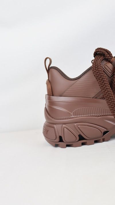 Burberry o1rshd1 Low Top Sneaker on Rubber Sole in Deep Earth Size US 12 / EU 45 - 3 Thumbnail