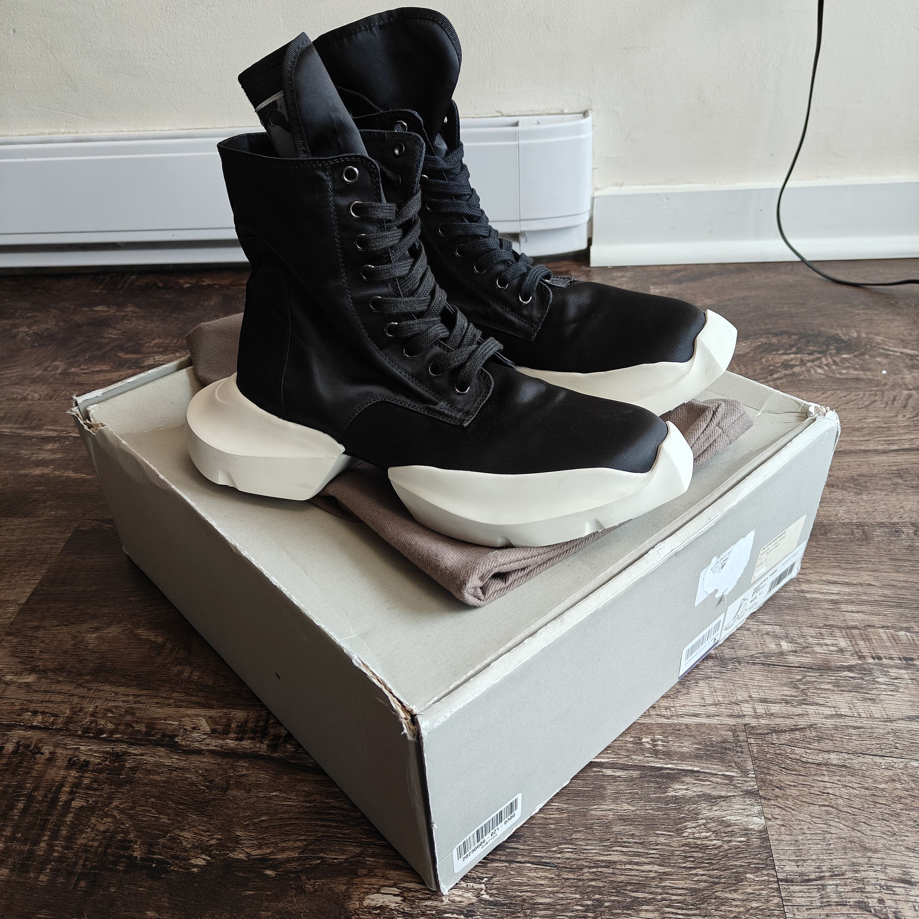 Rick Owens Drkshdw split sole army trainer boots black milk, dustbag Size US 8 / EU 41 - 4 Thumbnail