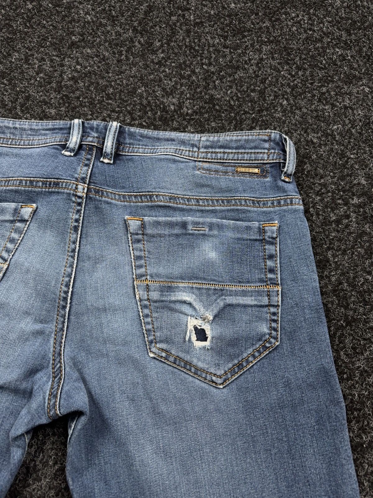 Diesel 00s Luxury Y2K Diesel Thommer Slim Skinny Distressed Jeans Size US 33 - 15 Thumbnail