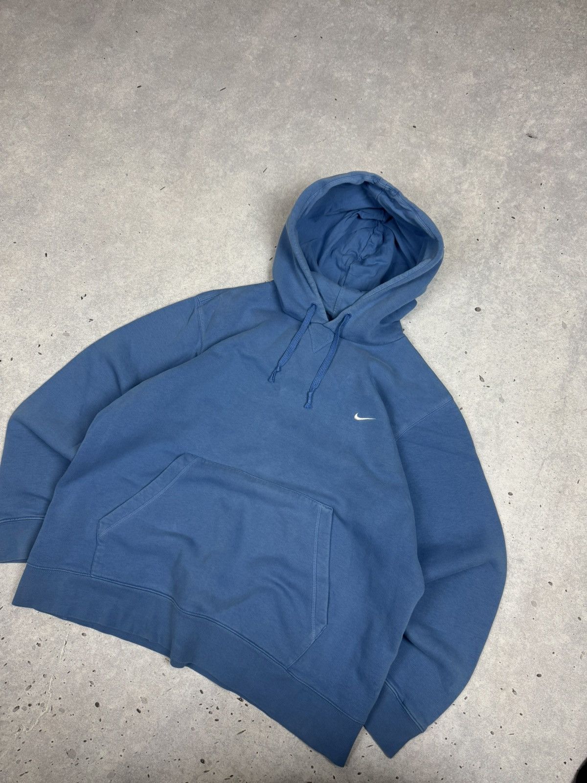 Nike Vintage Nike Small Swoosh Baby Blue Hoodie Y2K Size US L / EU 52-54 / 3 - 4 Thumbnail