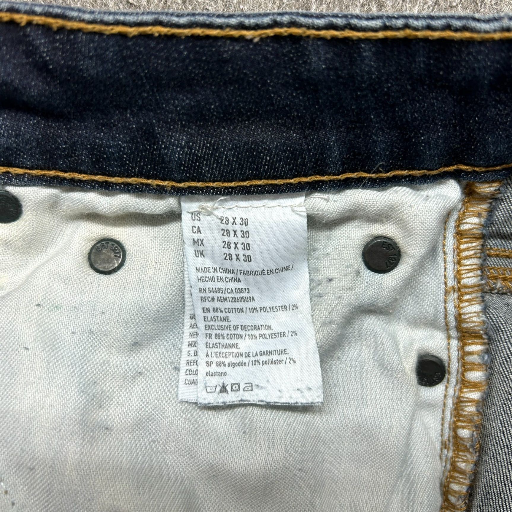 American Eagle Outfitters American Eagle Jeans Mens 28x30 Denim Skinny Relaxed Dark Wash Distressed 5-Pocket Design Blue Cotton Stretch Leather? Wait no leather. Size US 28 / EU 44 - 7 Thumbnail