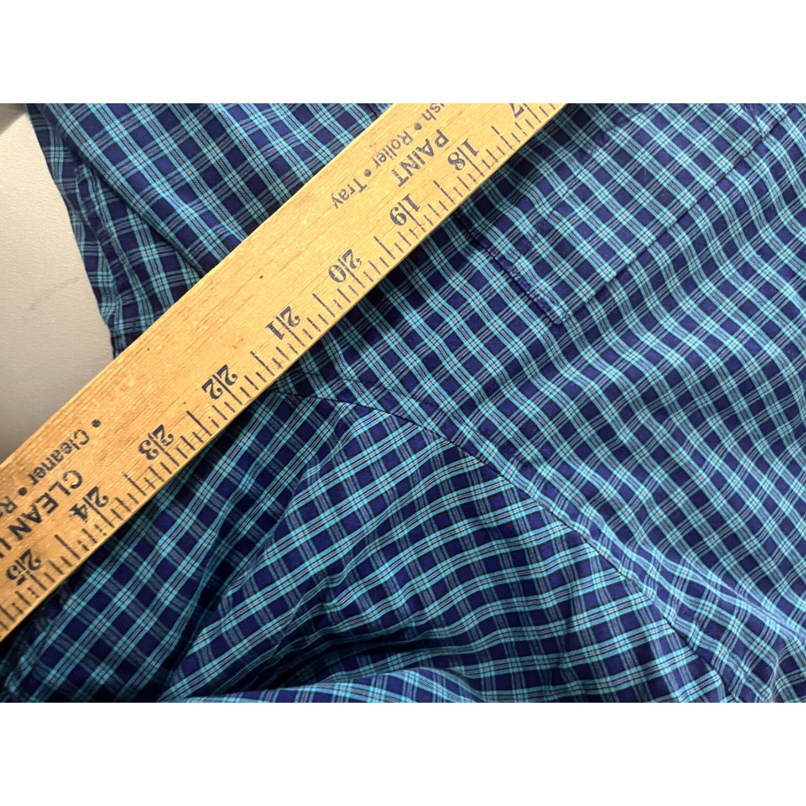 Nautica Nautica XL Blue Button-Up Shirt w/Gingham Print Long Sleeve EUC - Men, XL, Blue, Button-Front, Check, Nautica, Vintage? (No,N/A) Size US XL / EU 56 / 4 - 5 Thumbnail