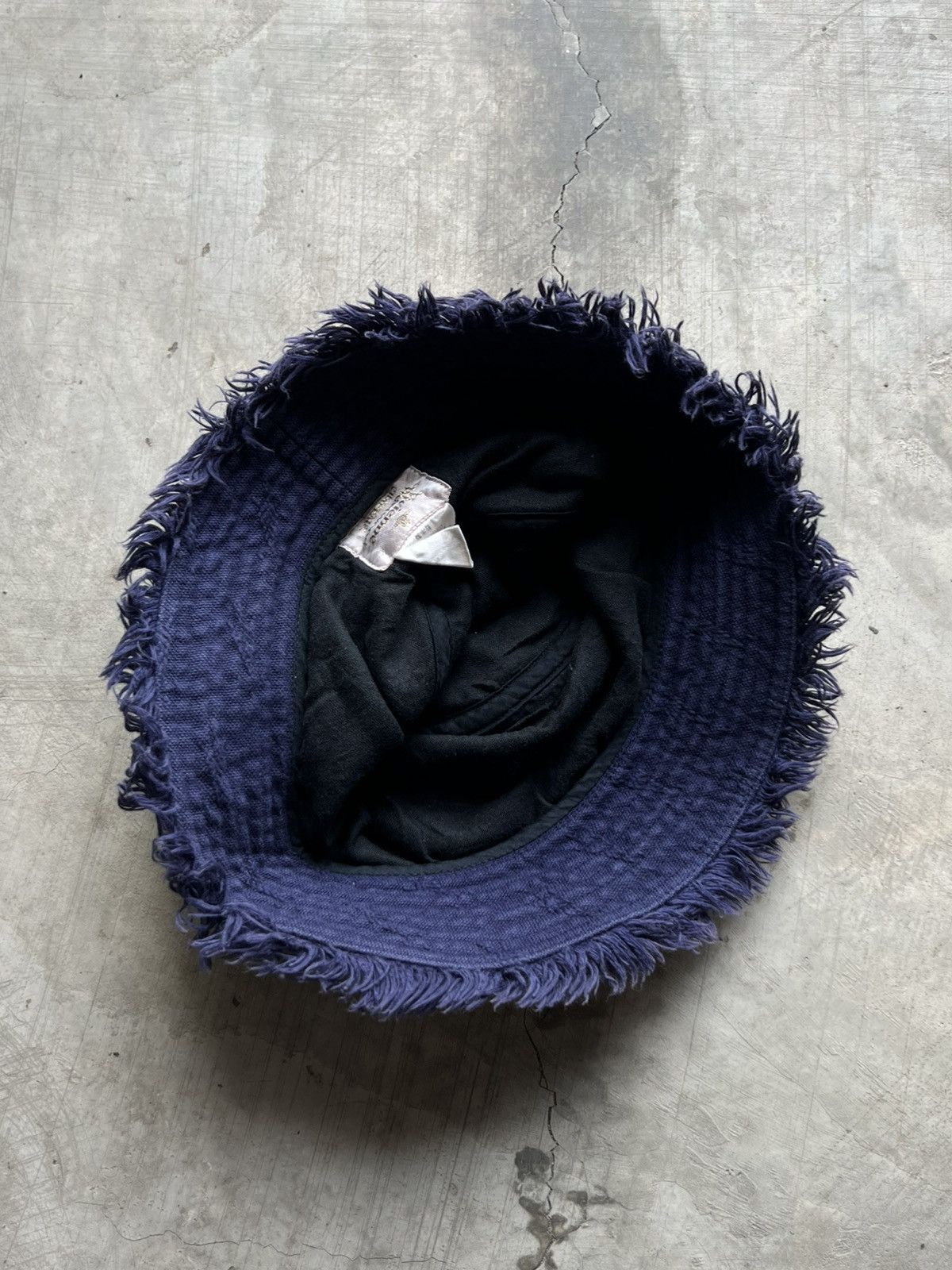Vivienne Westwood Vivienne Westwood Hat Size ONE SIZE - 6 Thumbnail