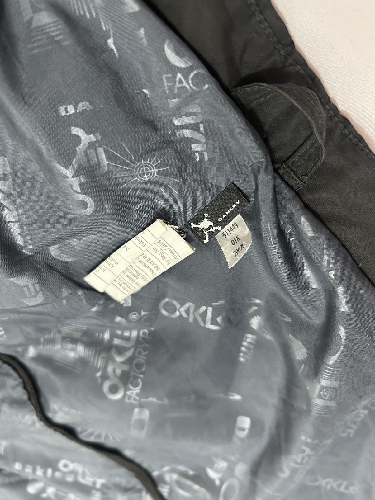 Oakley Vintage Oakley 2000s Factory Pilot Hydro Fuel 3 Puffer Parka Size US M / EU 48-50 / 2 - 14 Thumbnail