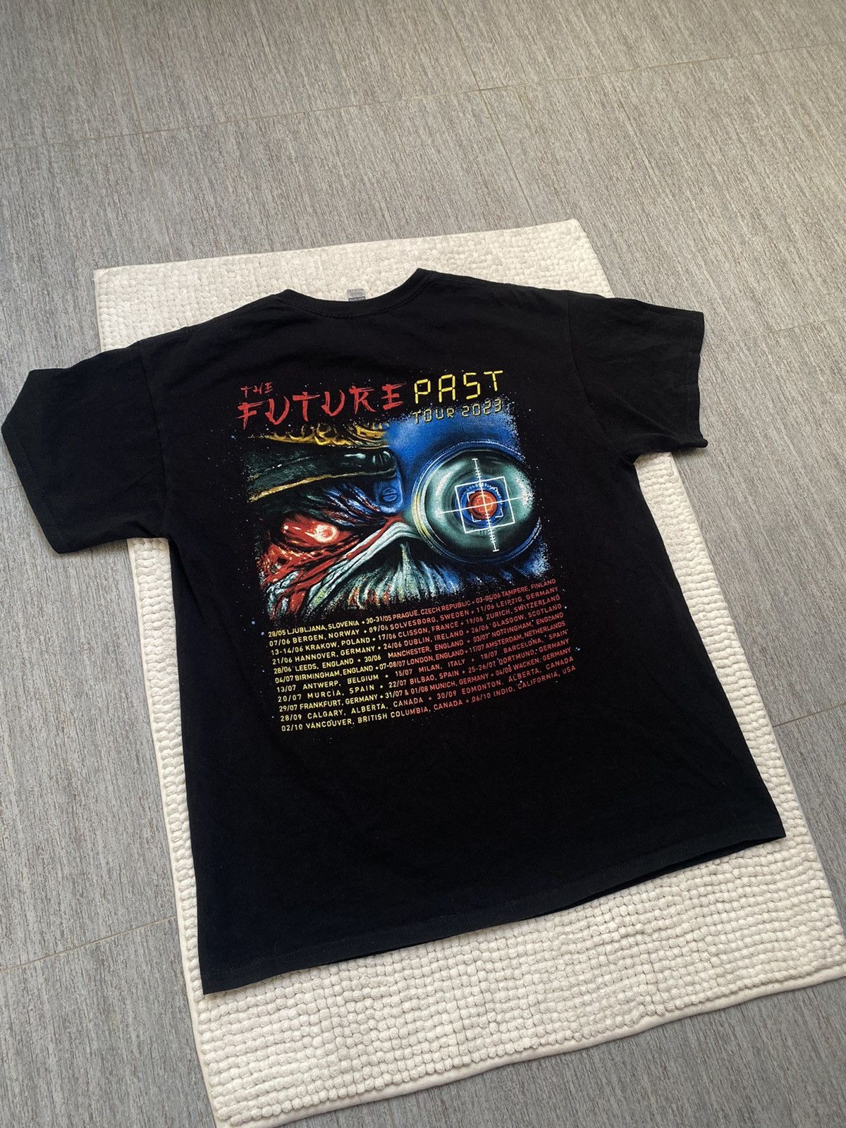Band Tees Iron Maiden The Future Past Tour 2023 Tee rare y2k Size US L / EU 52-54 / 3 - 15 Thumbnail