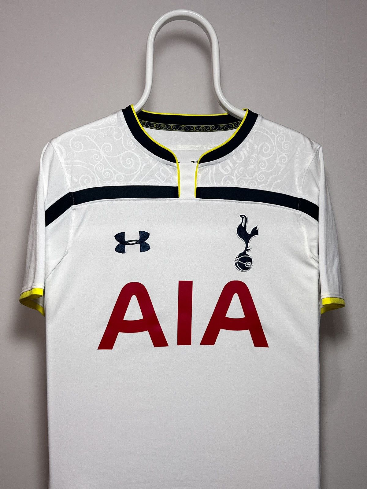 Under Armour Under Armour Tottenham Hotspur 2014/2015 Home Jersey Size US S / EU 44-46 / 1 - 2 Thumbnail