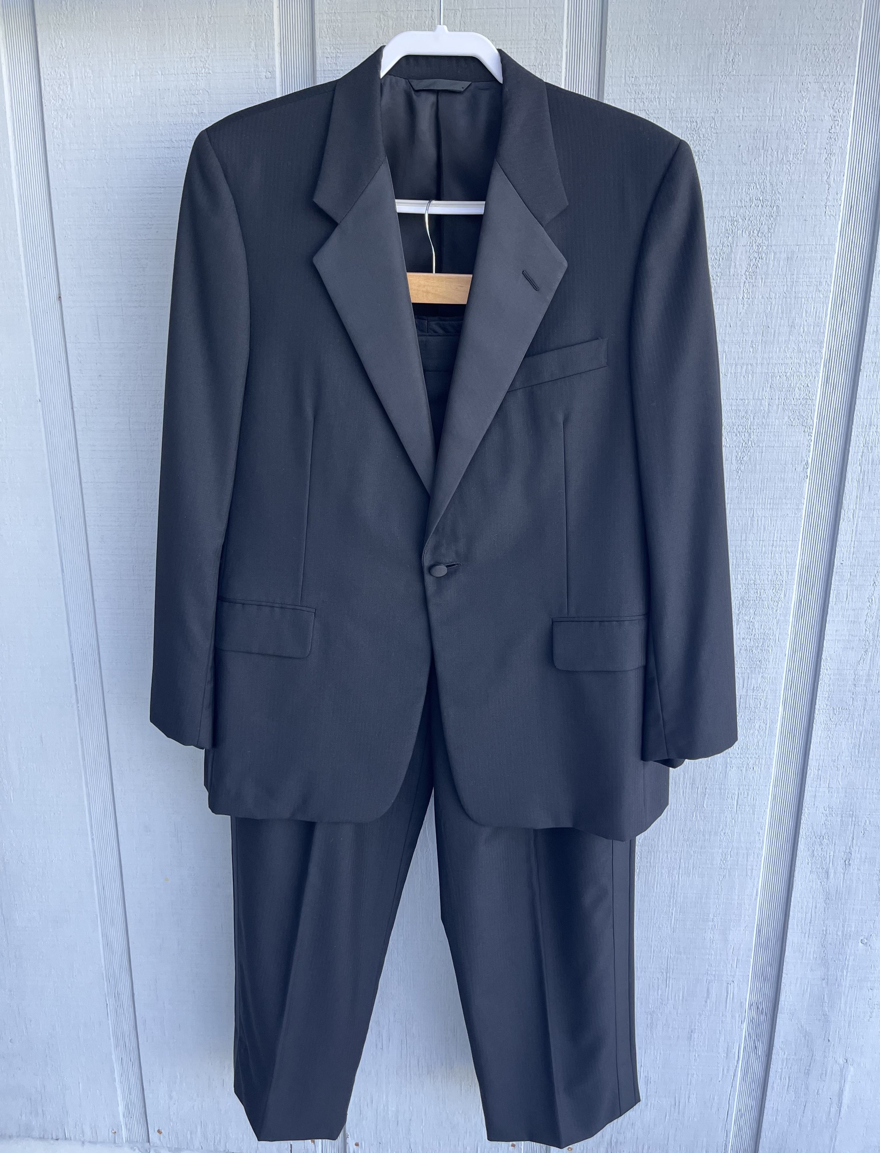 Hickey Freeman Hickey Freeman Bespoke Tuxedo Loro Piana 42R Super 120s Size 42R - 1 Thumbnail