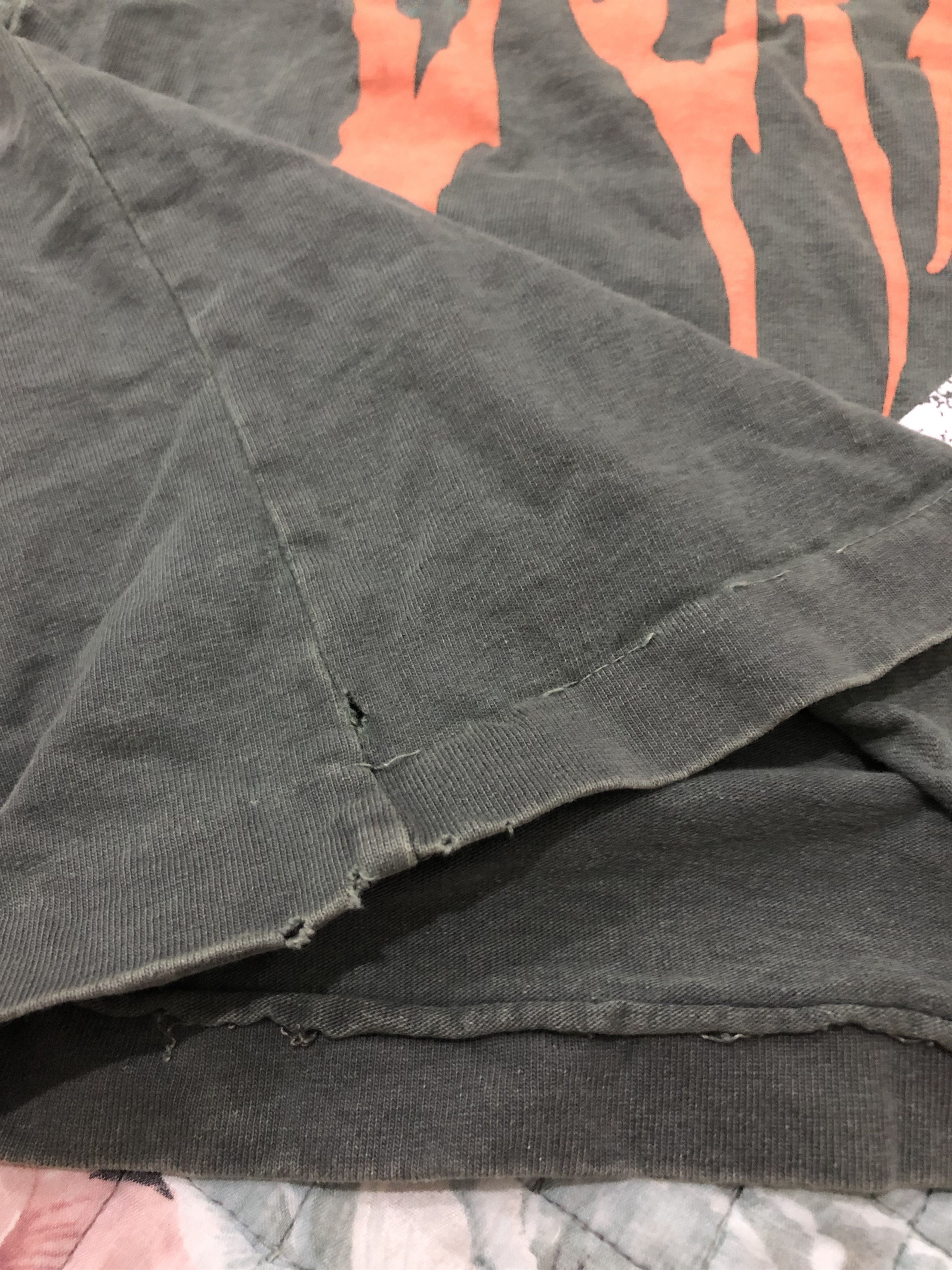 Vintage Vintage Distressed Dead Soul T-shirts Size US L / EU 52-54 / 3 - 6 Thumbnail