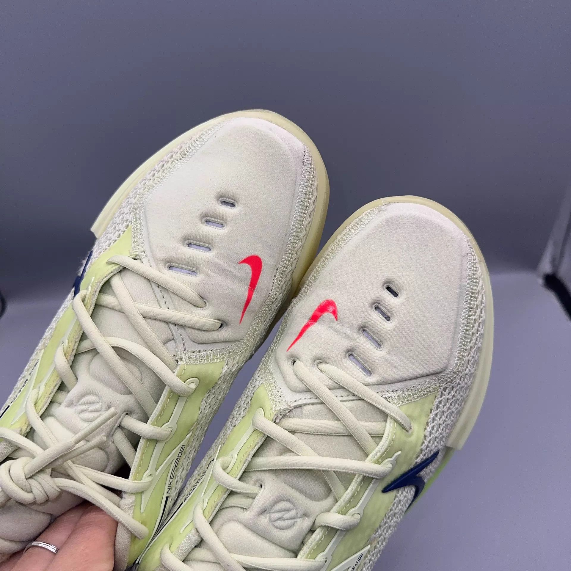 Nike Nike GT Cut 1 Icy Green Size 42 Size US 9 / EU 42 - 8 Thumbnail