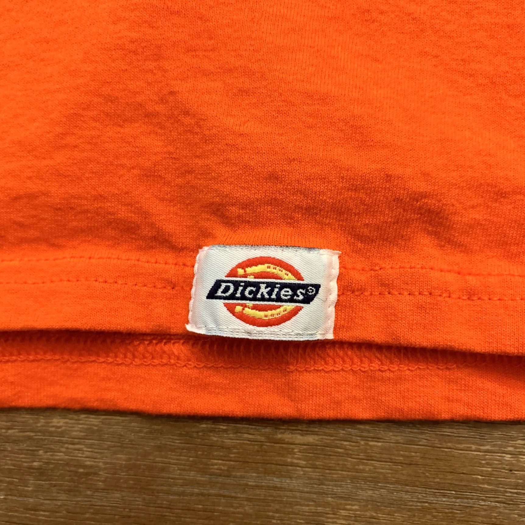 Dickies VINTAGE Dickies Shirt Men M Orange Pocket Made in USA T-Shirt Mens Size US M / EU 48-50 / 2 - 2 Thumbnail