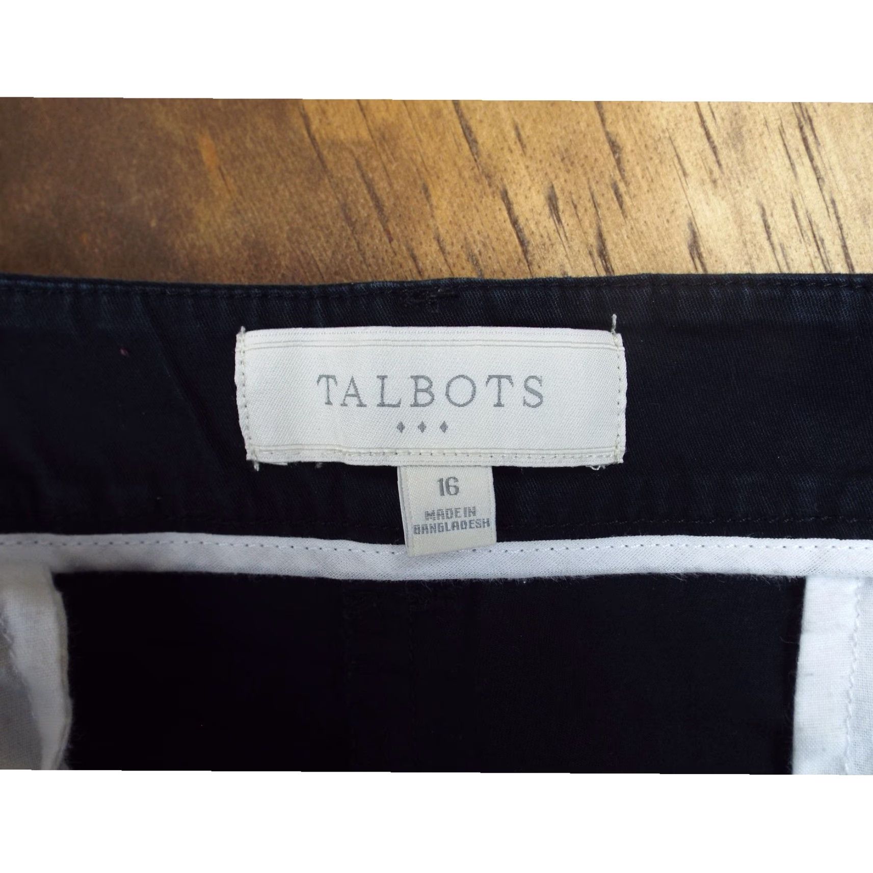 Talbots VINTAGE Talbots Womens Pants Black High Rise Straight Leg Chino Capris Stretch 16 Size 38" / US 16 / IT 52 - 4 Thumbnail