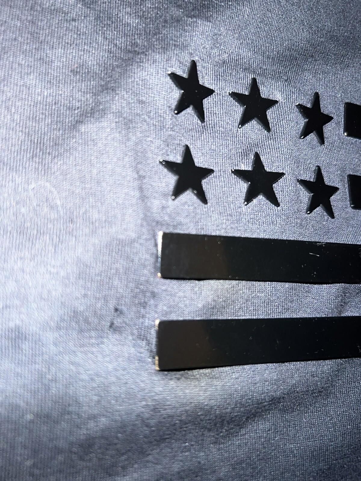 Givenchy Givenchy Sz L Large Black Tee Metal Flag Embellishment Size US L / EU 52-54 / 3 - 9 Thumbnail