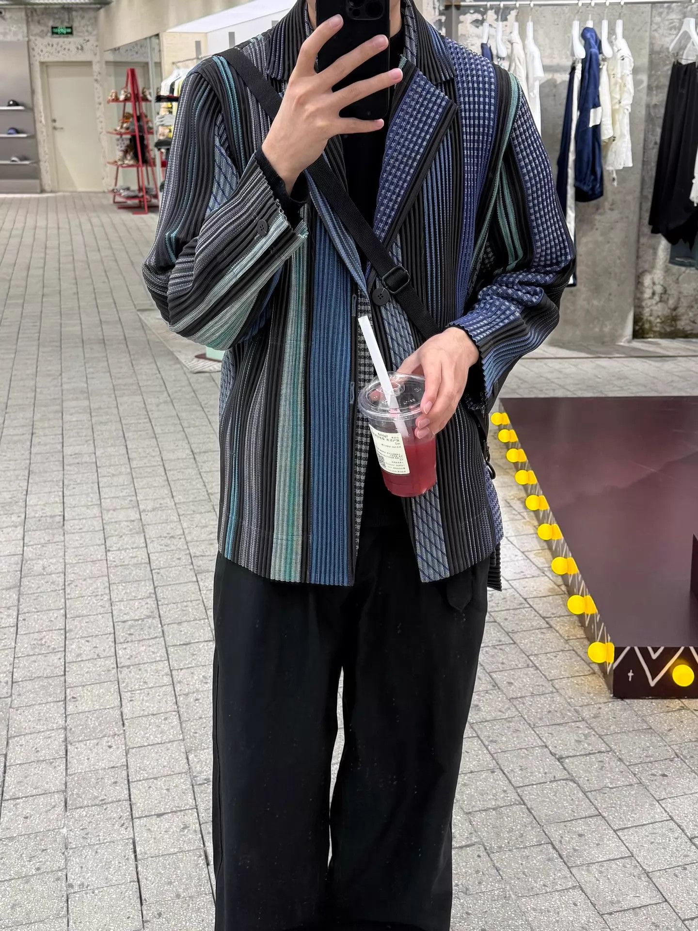 Issey Miyake HOMME PLISSÉ ISSEY MIYAKE Limited Suit HP13JD180 Size US S / EU 44-46 / 1 - 9 Thumbnail