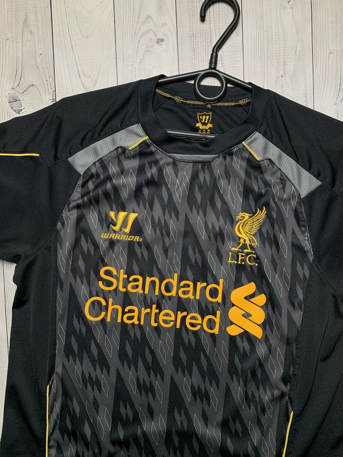 Vintage Vintage Liverpool soccer jersey size M black Size US M / EU 48-50 / 2 - 3 Thumbnail