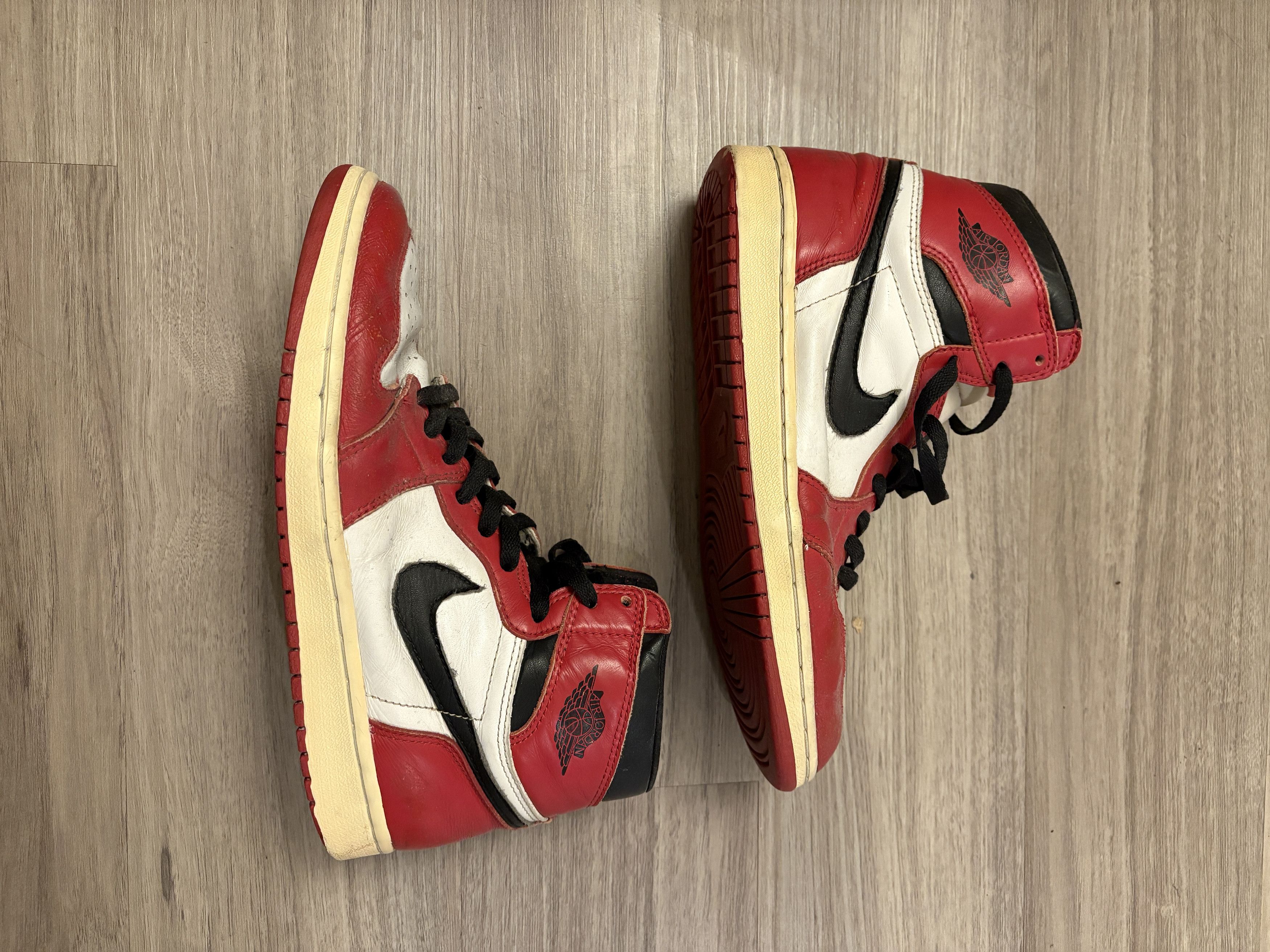 Jordan Brand Jordan 1 Chicago 1994 Size US 11 / EU 44 - 3 Thumbnail