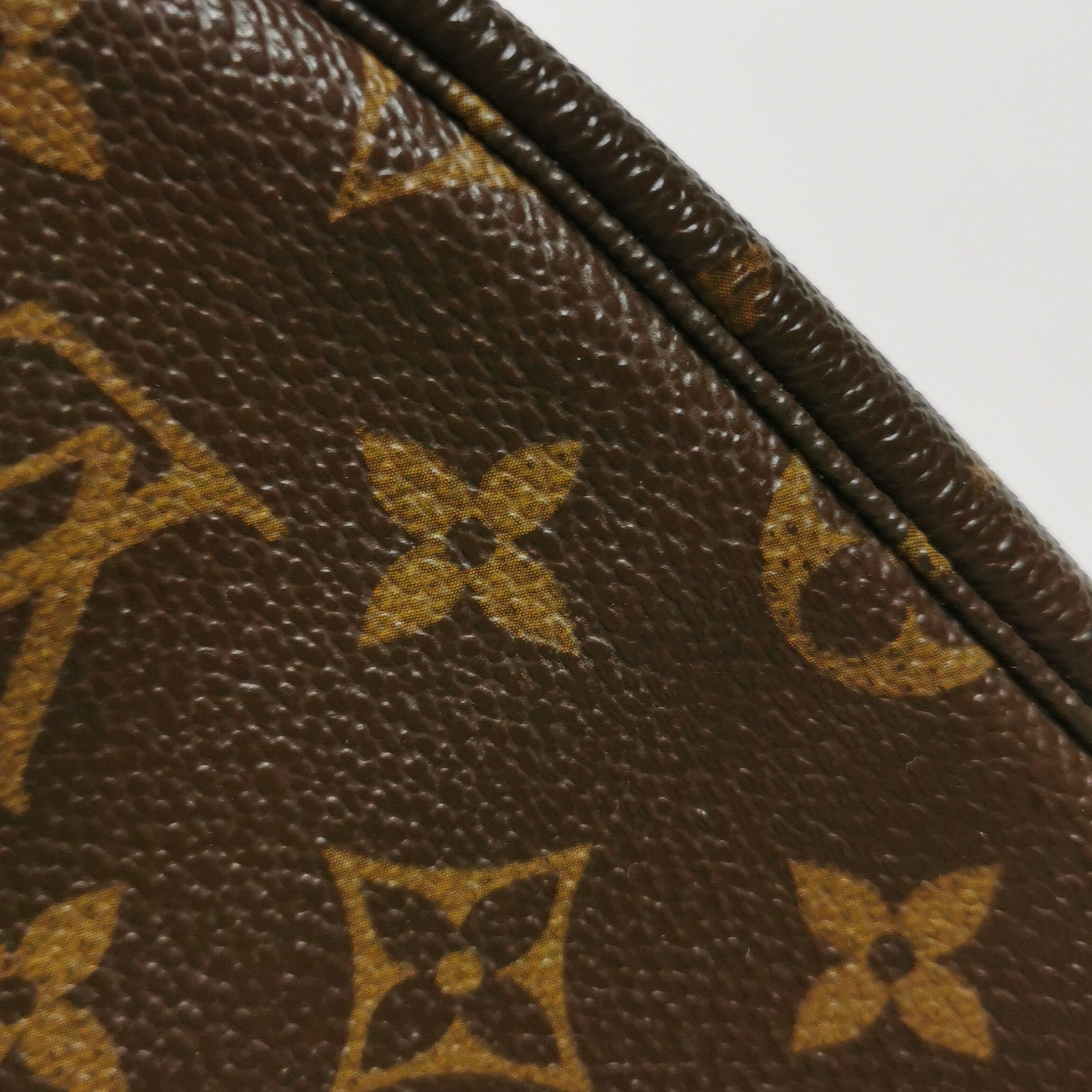 Louis Vuitton Louis Vuitton (LV) Accessories Mahjong Bag Mini Vegetable T Size ONE SIZE - 7 Thumbnail