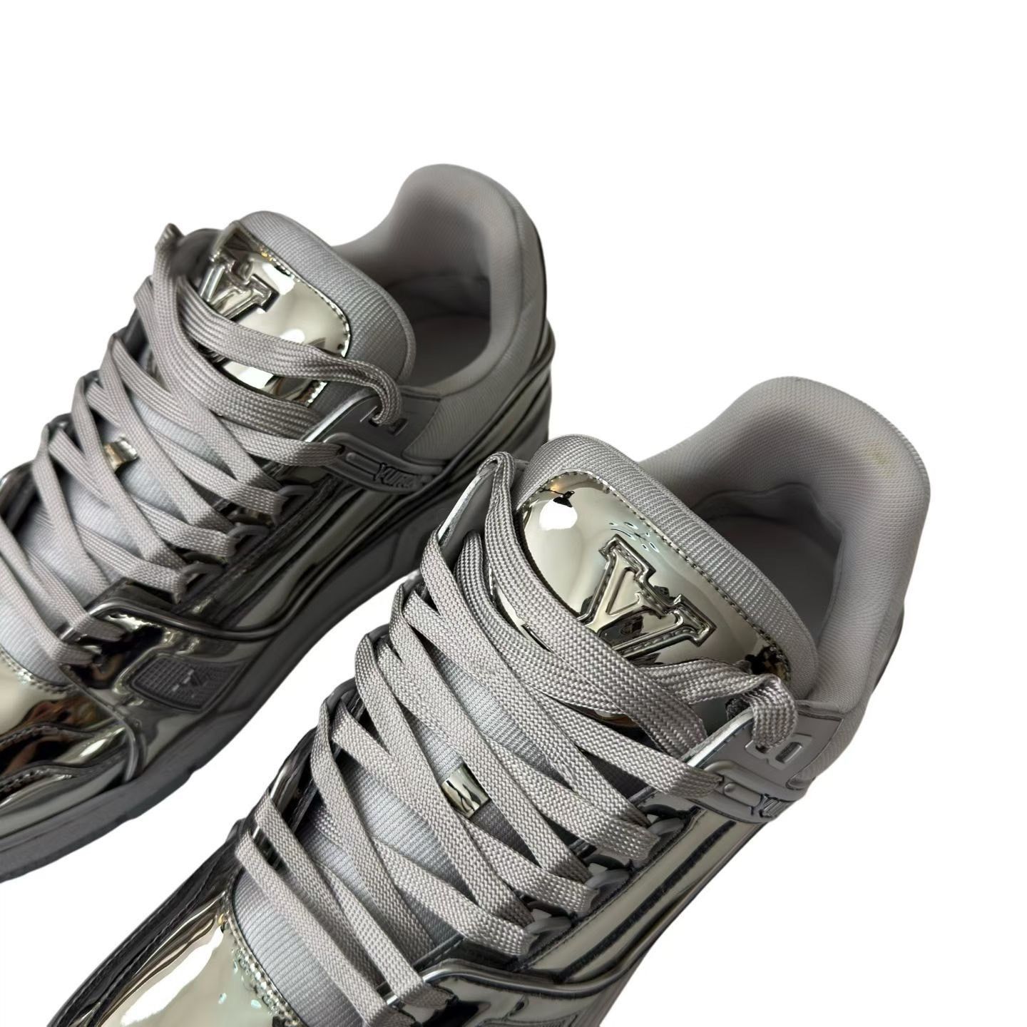 Louis Vuitton Louis Vuitton Liquid Mirror Silver Trainer Size US 10 / EU 43 - 4 Thumbnail