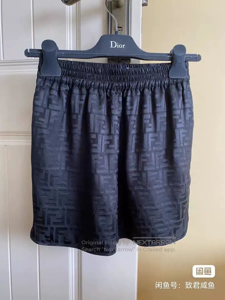 Fendi Fendi Double F Logo Mulberry Silk Short Pants Size 24" / US 00 / IT 34 - 1 Thumbnail